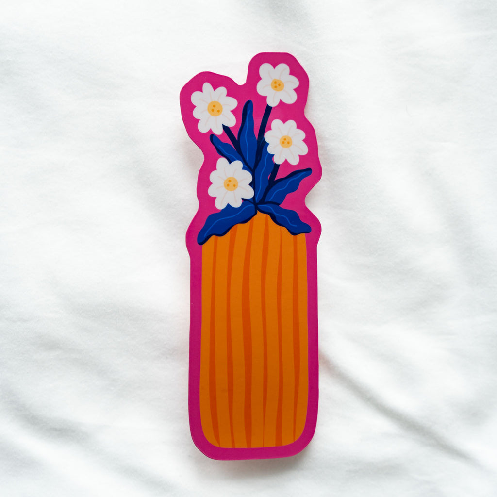 Vibrant Flower Bookmark: Daisies