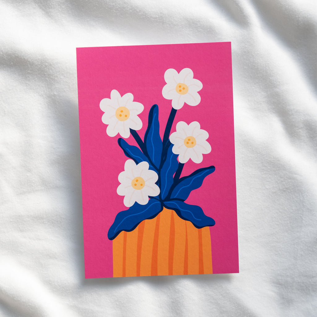 Vibrant Flower Postcard: Daisies
